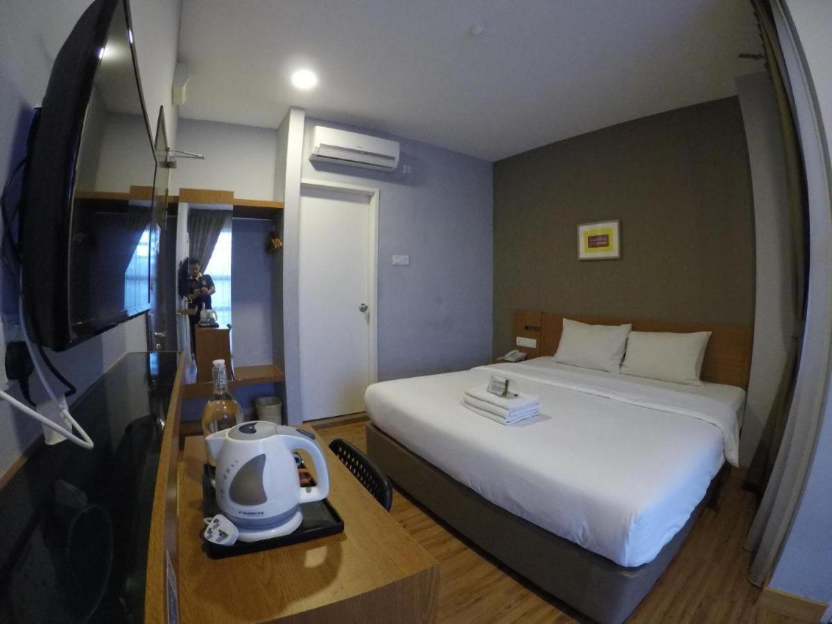 Golden Leaf Boutique Hotel Nusa Idaman Formerly Known As Ariana Hotel Johor Bahru Luaran gambar