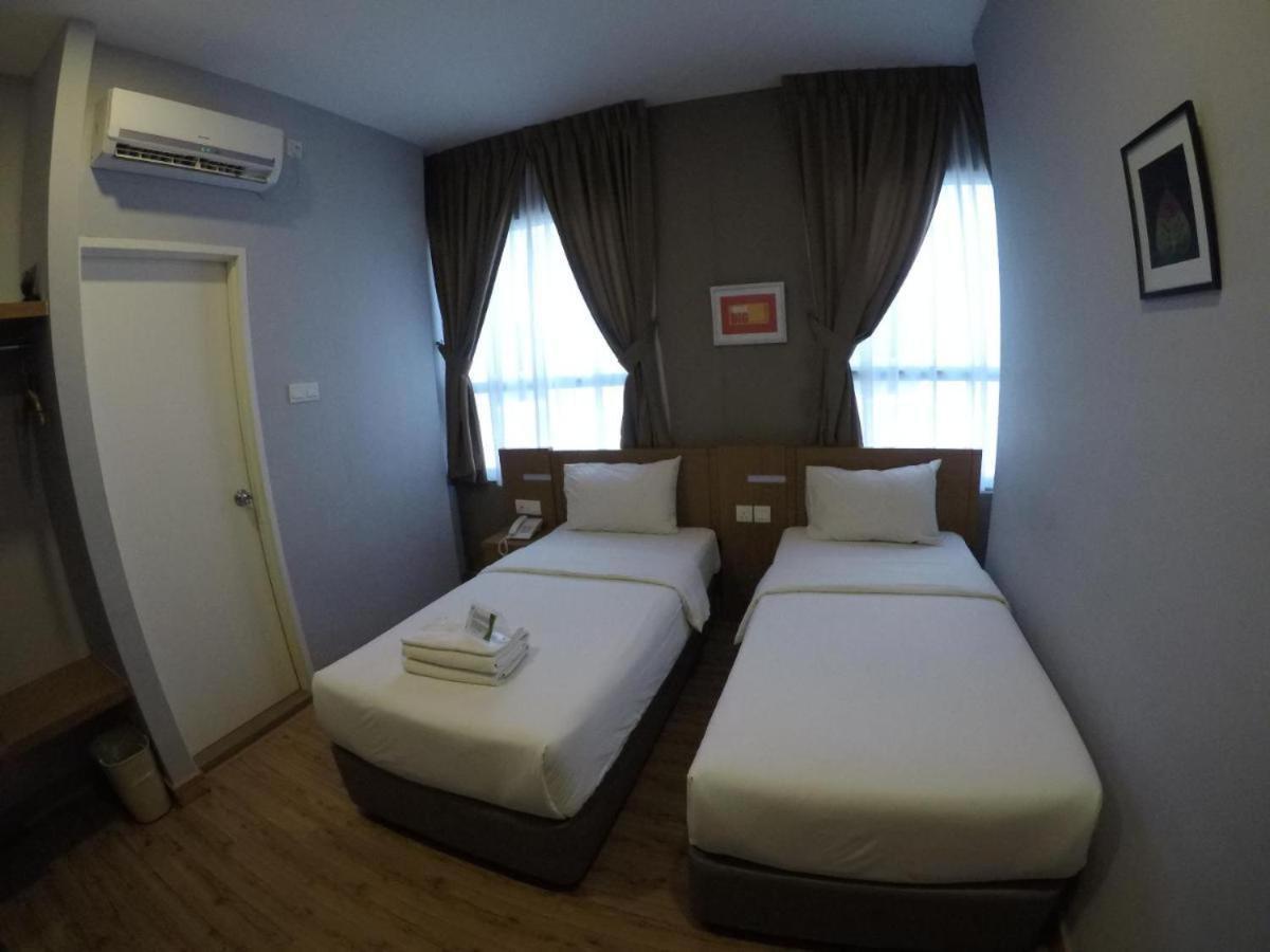 Golden Leaf Boutique Hotel Nusa Idaman Formerly Known As Ariana Hotel Johor Bahru Luaran gambar