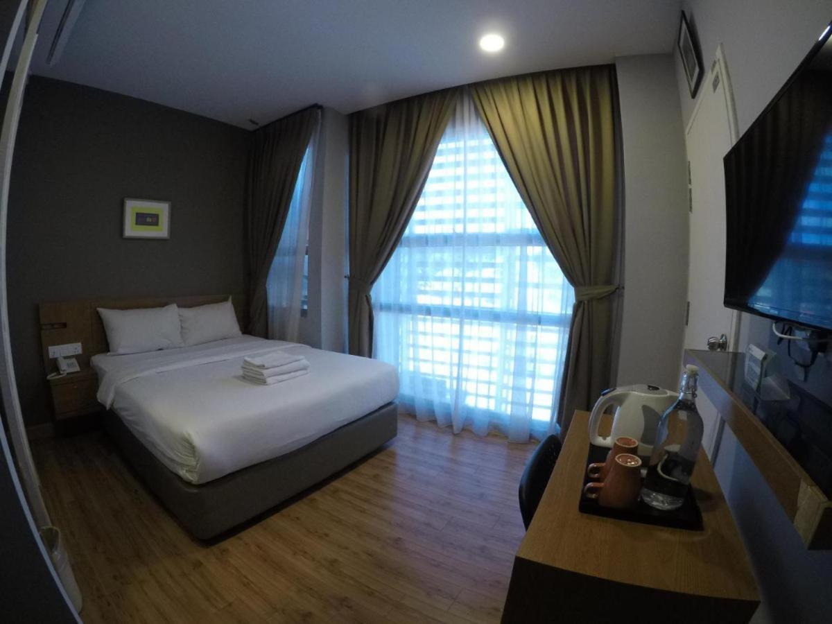 Golden Leaf Boutique Hotel Nusa Idaman Formerly Known As Ariana Hotel Johor Bahru Luaran gambar