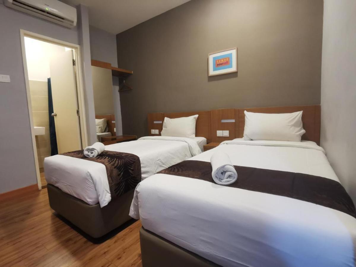 Golden Leaf Boutique Hotel Nusa Idaman Formerly Known As Ariana Hotel Johor Bahru Luaran gambar