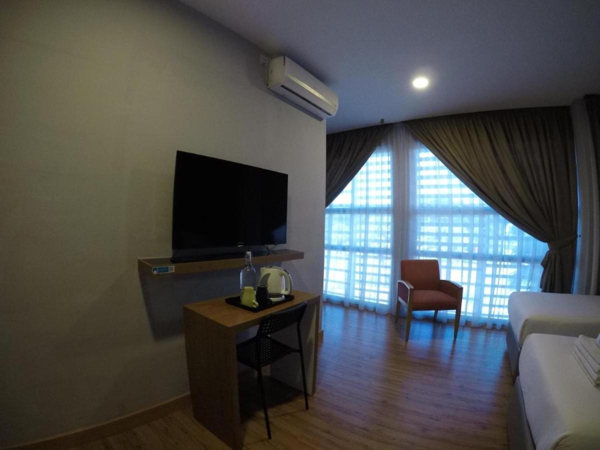 Golden Leaf Boutique Hotel Nusa Idaman Formerly Known As Ariana Hotel Johor Bahru Luaran gambar