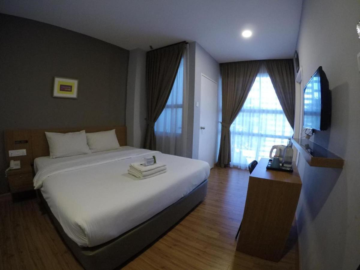 Golden Leaf Boutique Hotel Nusa Idaman Formerly Known As Ariana Hotel Johor Bahru Luaran gambar