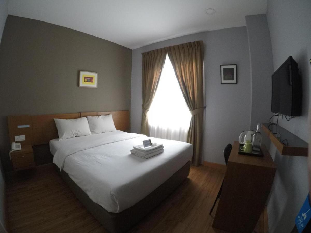 Golden Leaf Boutique Hotel Nusa Idaman Formerly Known As Ariana Hotel Johor Bahru Luaran gambar