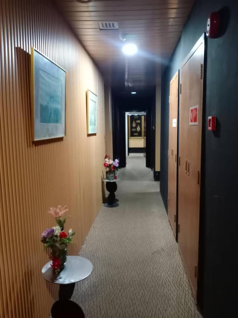 Golden Leaf Boutique Hotel Nusa Idaman Formerly Known As Ariana Hotel Johor Bahru Luaran gambar